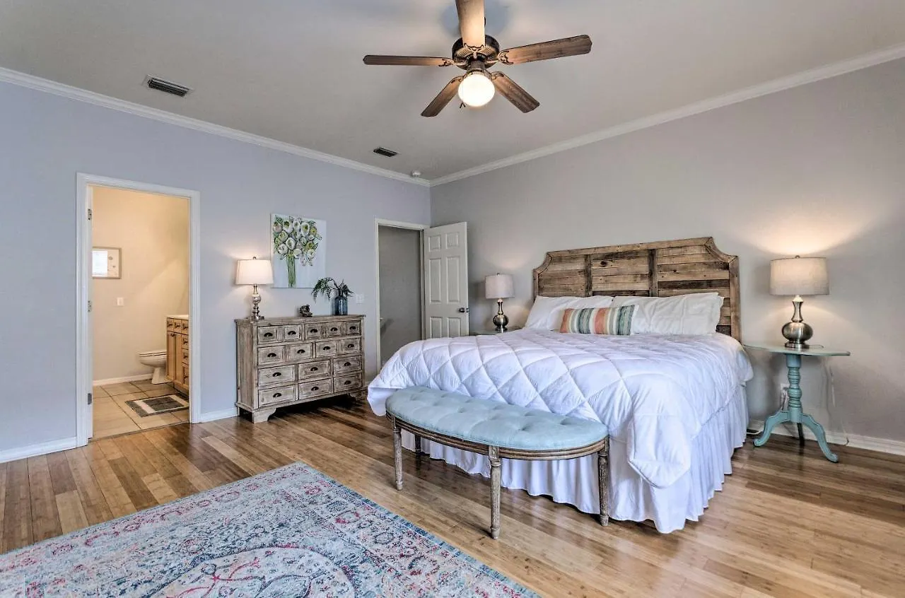 Beautiful Townhome Steps From Miramar Beach! Destin United States
